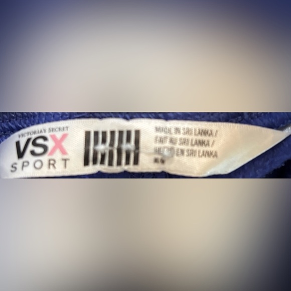 Victoria’s Secret VSX fleece turtleneck pullover Sz medium women - Picture 7 of 7